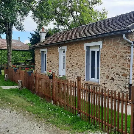 Du Chateau De Chambonnieres Holiday home *